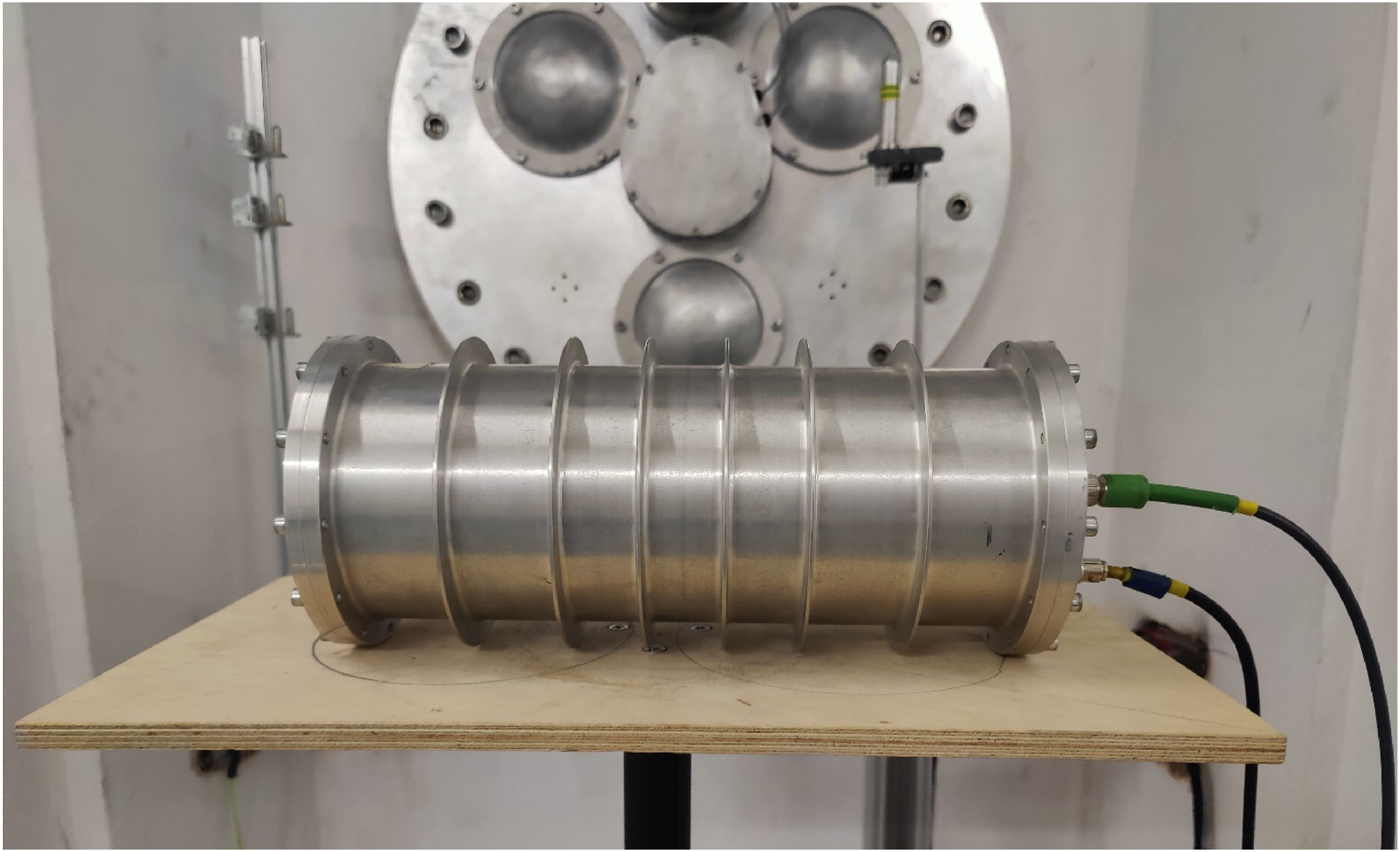 Komora REM-3 opracowana w ramach badań. Źródło: https://doi.org/10.1016/j.apradiso.2025.112047 Komora REM-3 opracowana w ramach badań. Źródło: https://doi.org/10.1016/j.apradiso.2025.112047