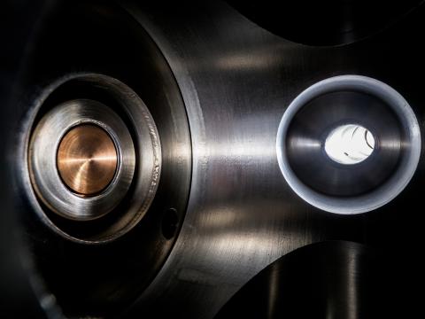 Zakład Syntezy i Charakterystyki Materiałów