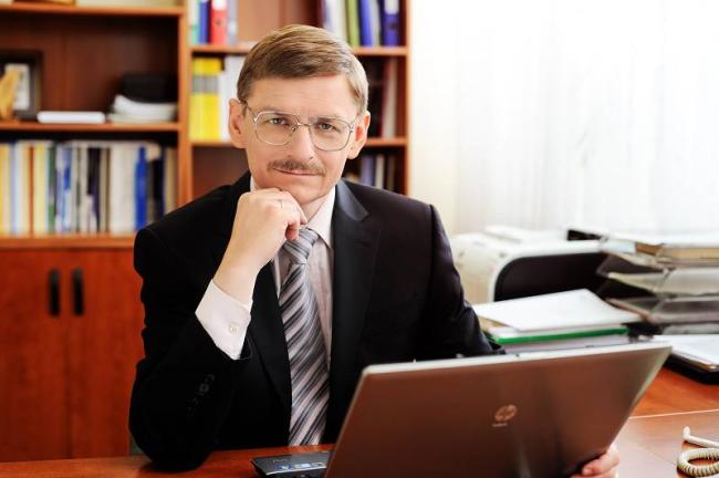 Profesor Grzegorz Wrochna od 2 czerwca będzie przez sześć miesięcy przewodniczył Komitetowi Polityki Naukowej.