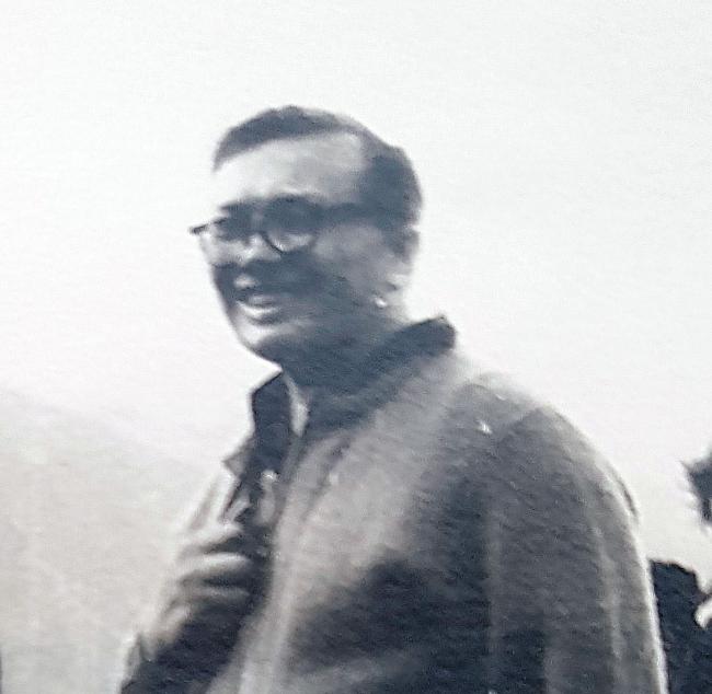 prof. Żelazny na Kasprowym Wierchu w trakcie I Szkoły Reaktorowej w Zakopanem w 1965 r. (archiwum rodzinne)