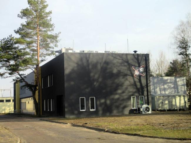 Nowoczesne laboratorium struktur z budynkiem bunkrów akceleracyjnych Nowoczesne laboratorium struktur z budynkiem bunkrów akceleracyjnych