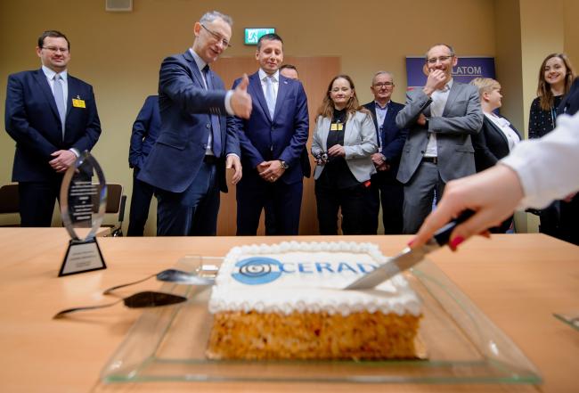 Podpisanie umowy z wykonawcą centrum CERAD (foto: NCBJ)